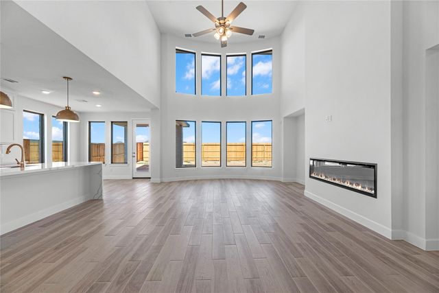 13706 Broadmoor Bay Drive, Texas City, TX 77568