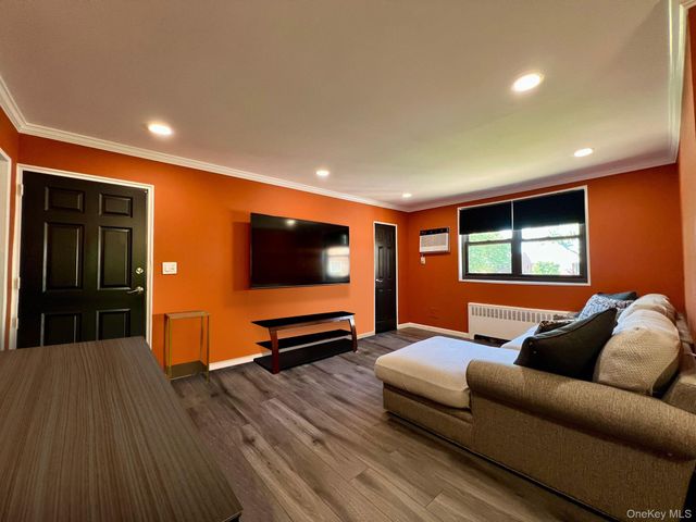 1772 166 Street Fl-2, Whitestone, NY 11357