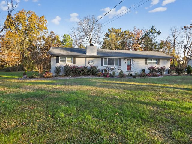 521 Steele Road, Rossville, GA 30741
