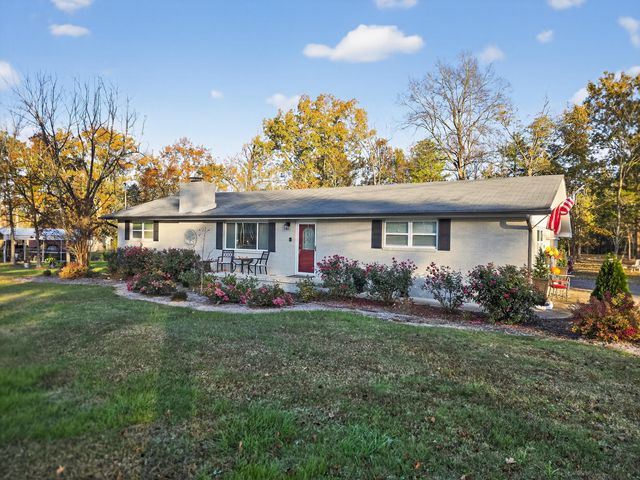 521 Steele Road, Rossville, GA 30741