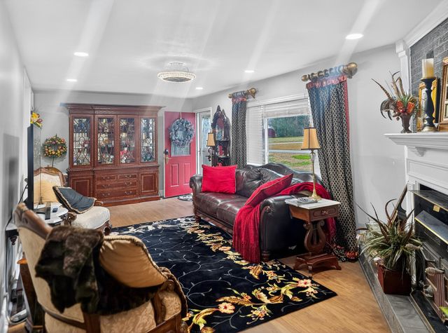 521 Steele Road, Rossville, GA 30741