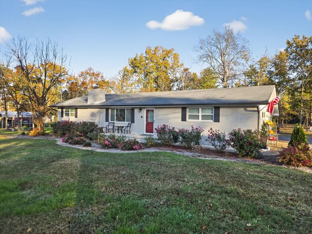 521 Steele Road, Rossville, GA 30741