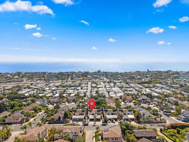 674 Hygeia Avenue, Encinitas, CA 92024