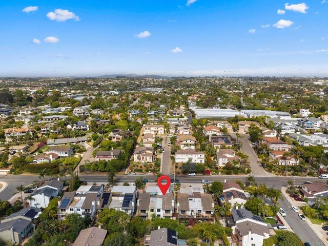 674 Hygeia Avenue, Encinitas, CA 92024