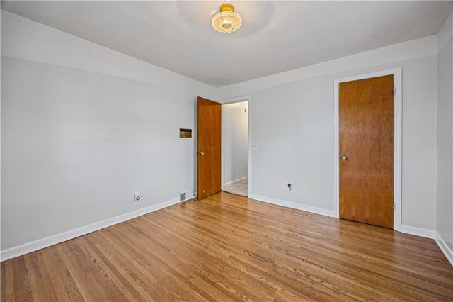 515 Shelford Road, Irondequoit, NY 14609