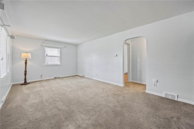 515 Shelford Road, Irondequoit, NY 14609