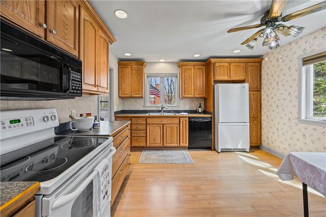 515 Shelford Road, Irondequoit, NY 14609