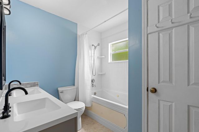 23444 Shetland Run, Boca Raton, FL 33433