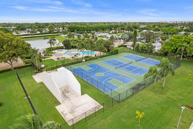 23444 Shetland Run, Boca Raton, FL 33433