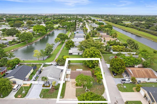 23444 Shetland Run, Boca Raton, FL 33433