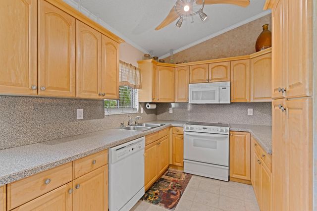 23444 Shetland Run, Boca Raton, FL 33433