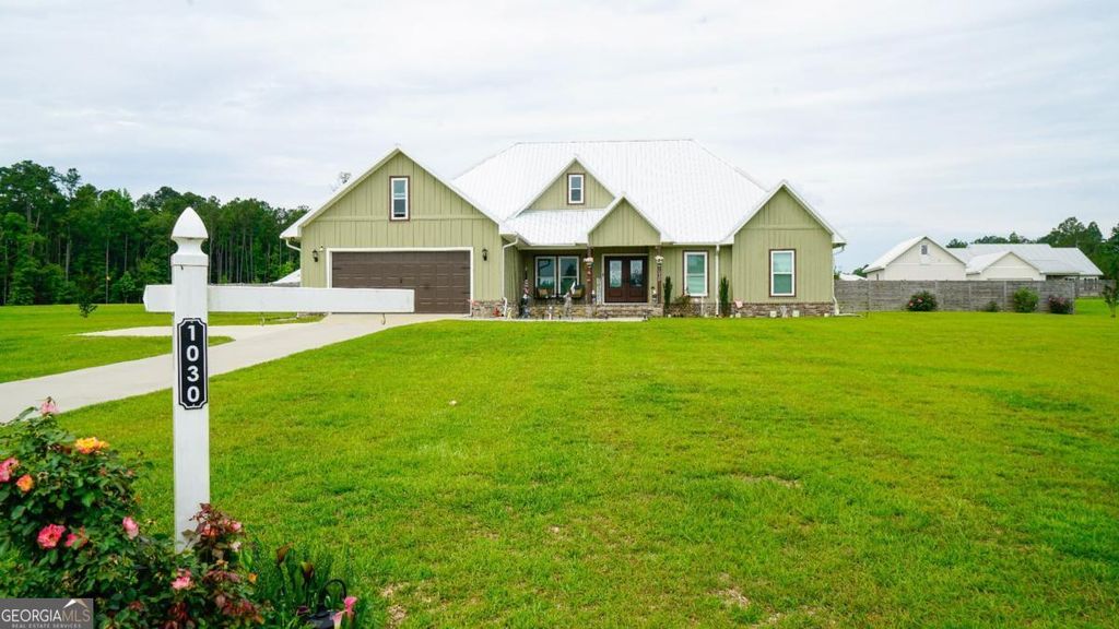 1030 Paris Avenue, Swainsboro, GA 30401