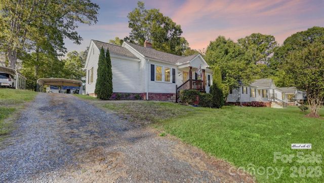 37 Oak Drive SW, Concord, NC 28027