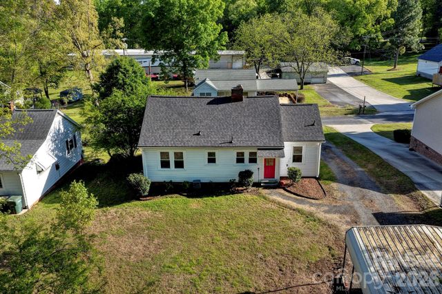 37 Oak Drive SW, Concord, NC 28027