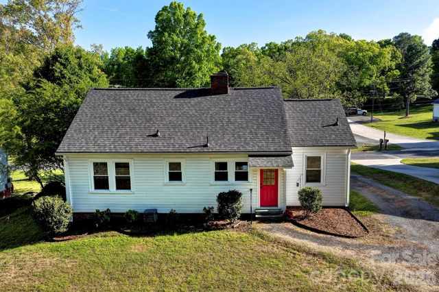 37 Oak Drive SW, Concord, NC 28027