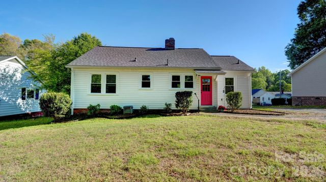 37 Oak Drive SW, Concord, NC 28027