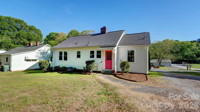 37 Oak Drive SW, Concord, NC 28027