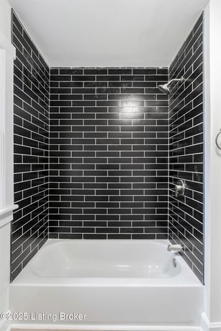 10212 Greenfield Park Rd, Louisville, KY 40258