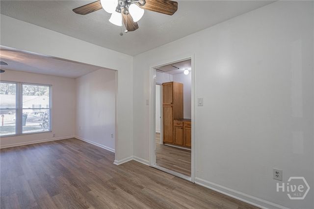 216 Holiday Circle, Savannah, GA 31419