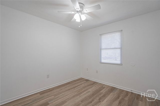 216 Holiday Circle, Savannah, GA 31419