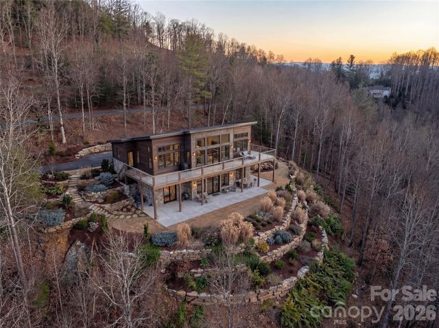 34 Mountain Vista Drive, Asheville, NC 28804