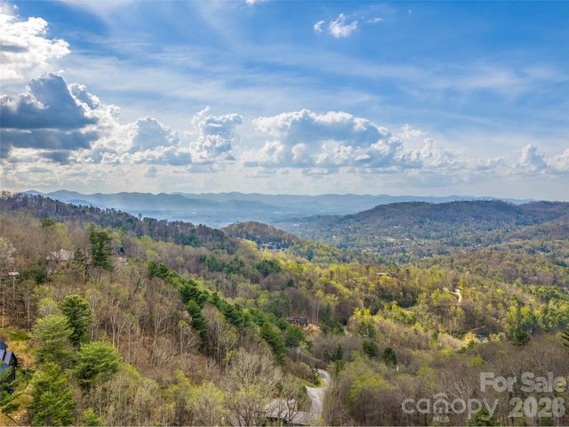 34 Mountain Vista Drive, Asheville, NC 28804
