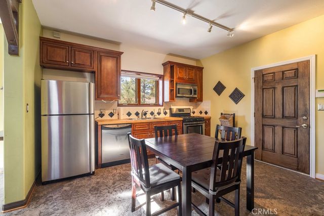 505 Lakewood Lane, Big Bear Lake, CA 92315
