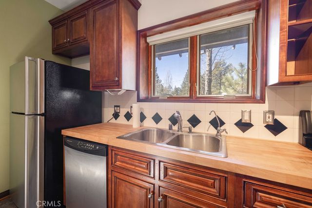 505 Lakewood Lane, Big Bear Lake, CA 92315
