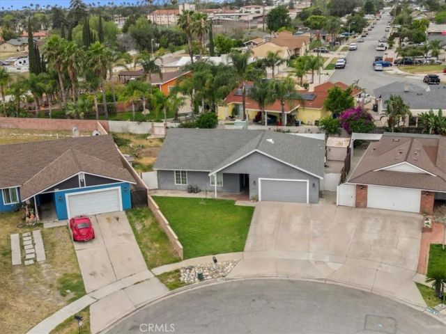 17381 Seville Court, Fontana, CA 92335