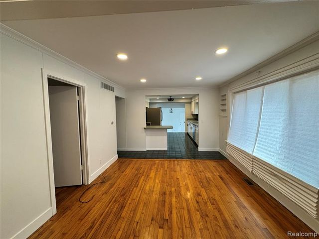 5336 Mansfield Avenue, Sterling Heights, MI 48310