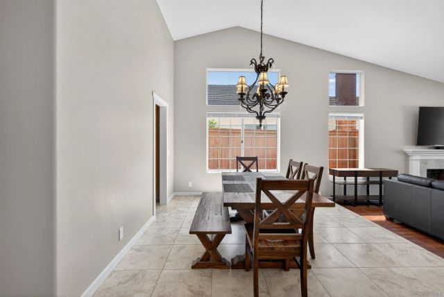45730 Hopactong, Temecula, CA 92592