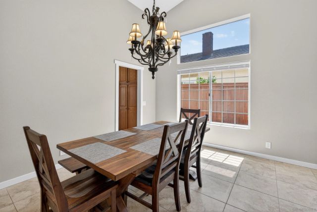 45730 Hopactong, Temecula, CA 92592