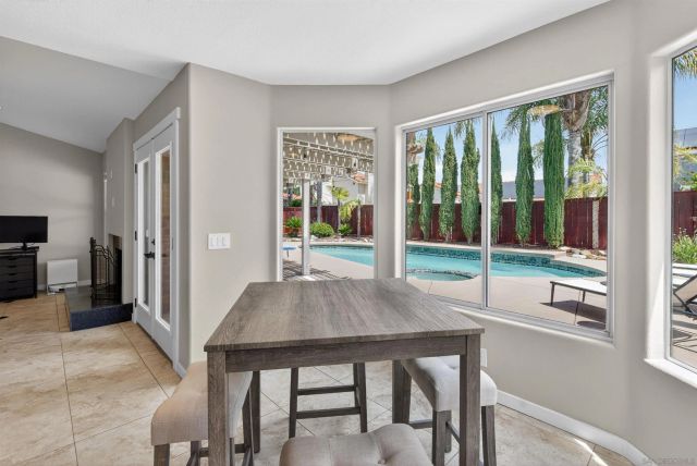 45730 Hopactong, Temecula, CA 92592