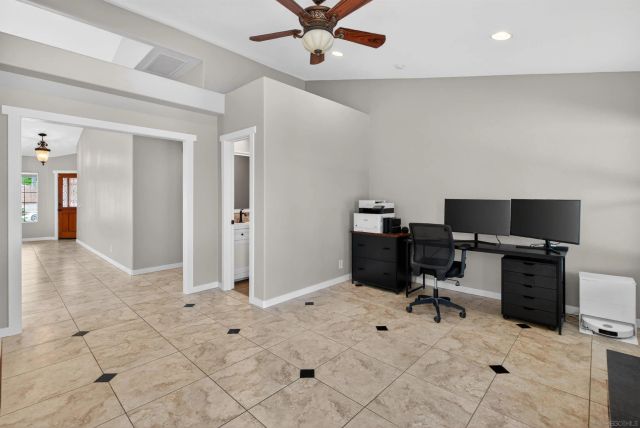 45730 Hopactong, Temecula, CA 92592