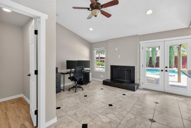 45730 Hopactong, Temecula, CA 92592