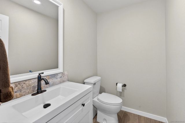 45730 Hopactong, Temecula, CA 92592
