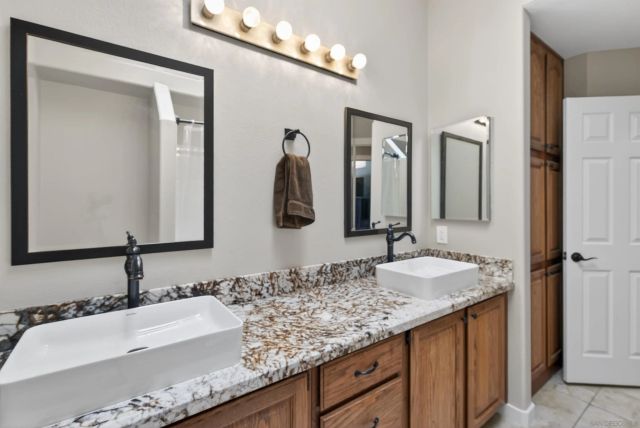 45730 Hopactong, Temecula, CA 92592