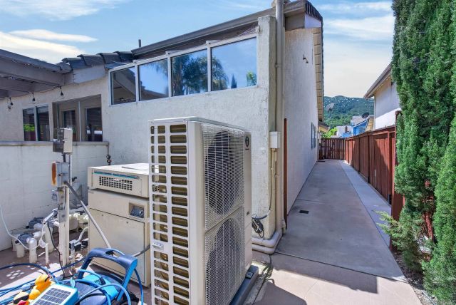 45730 Hopactong, Temecula, CA 92592