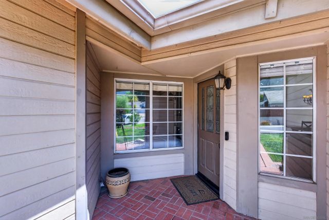 45730 Hopactong, Temecula, CA 92592