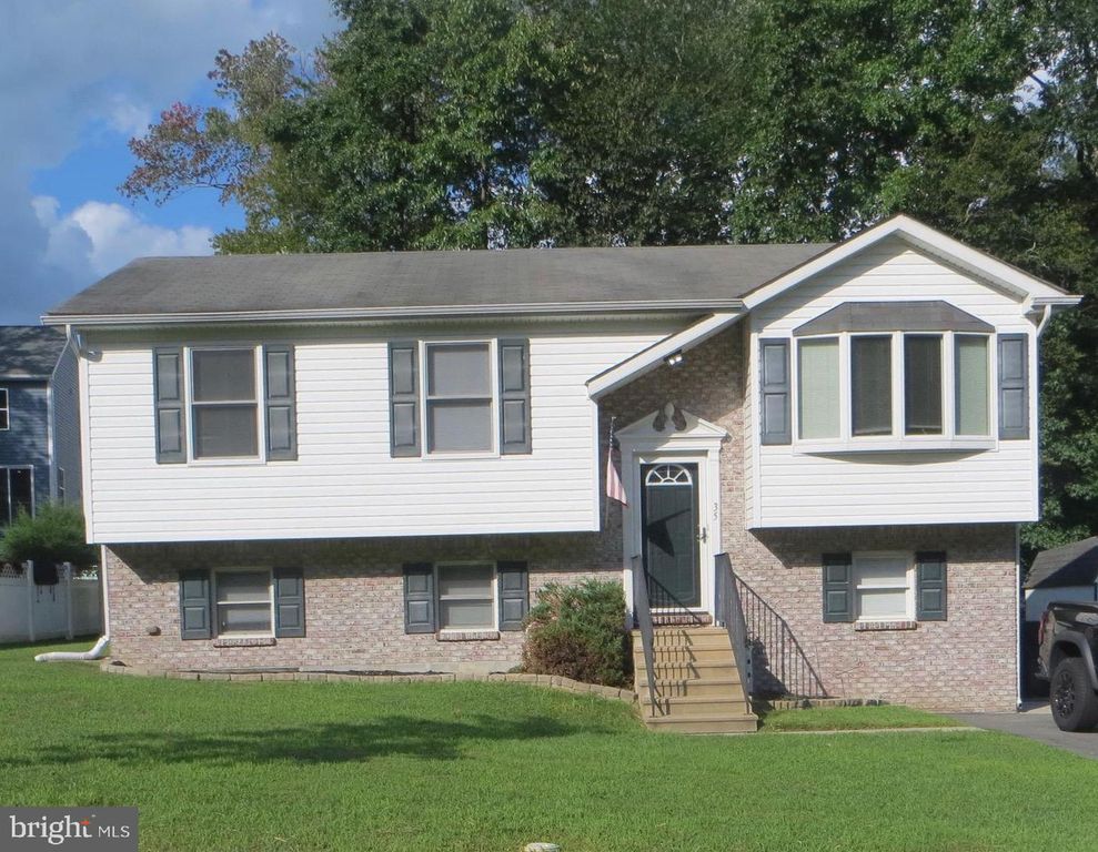 35 CATALPA DR, North East, MD 21901