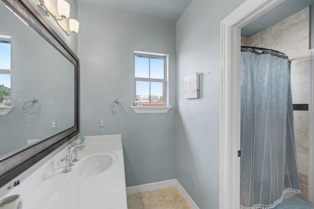 11625 Grandview Drive, Montgomery, TX 77356