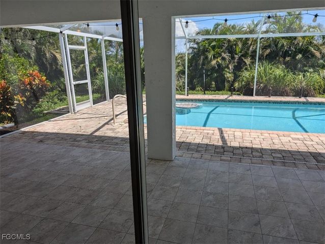 2019 SW 43rd TER, Cape Coral, FL 33914