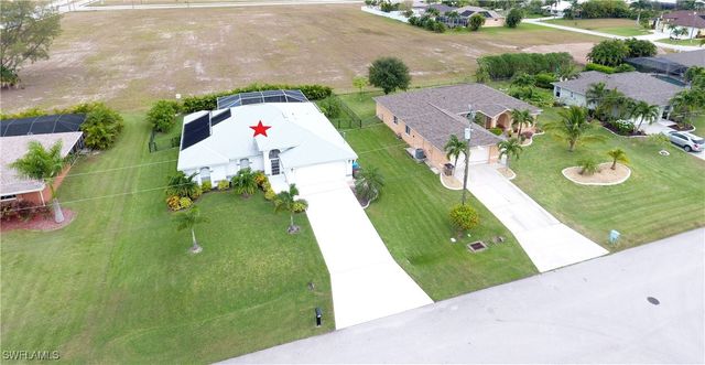 2019 SW 43rd TER, Cape Coral, FL 33914