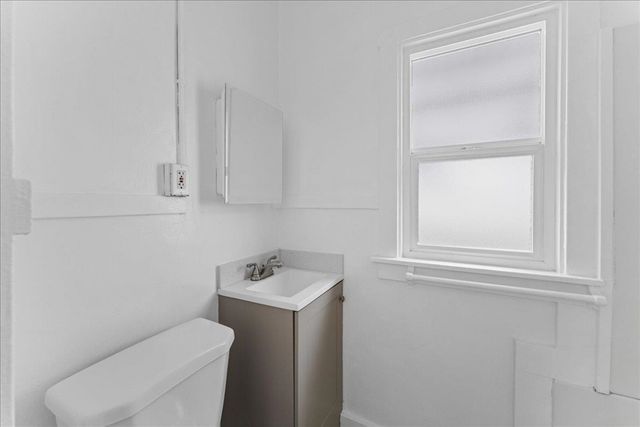 1127 Key Route Blvd, Albany, CA 94706