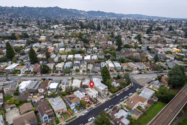 1127 Key Route Blvd, Albany, CA 94706