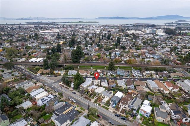 1127 Key Route Blvd, Albany, CA 94706