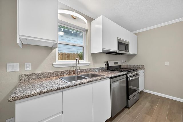 4208 Europa Street, Houston, TX 77022