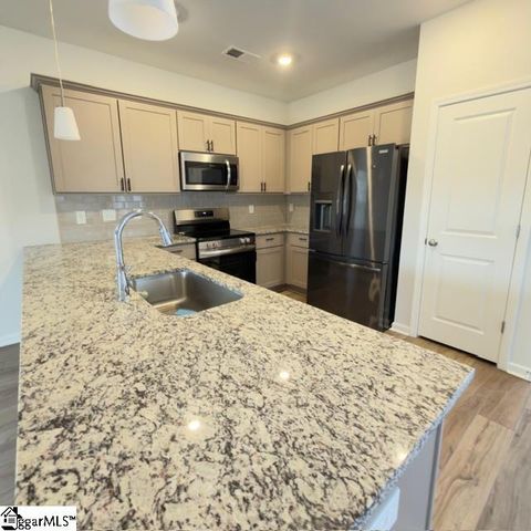 1428 Donhill Drive, Greer, SC 29651