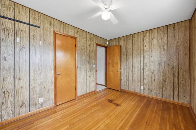 1101 W 4th St, Haysville, KS 67060