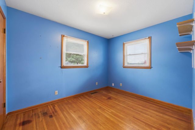 1101 W 4th St, Haysville, KS 67060